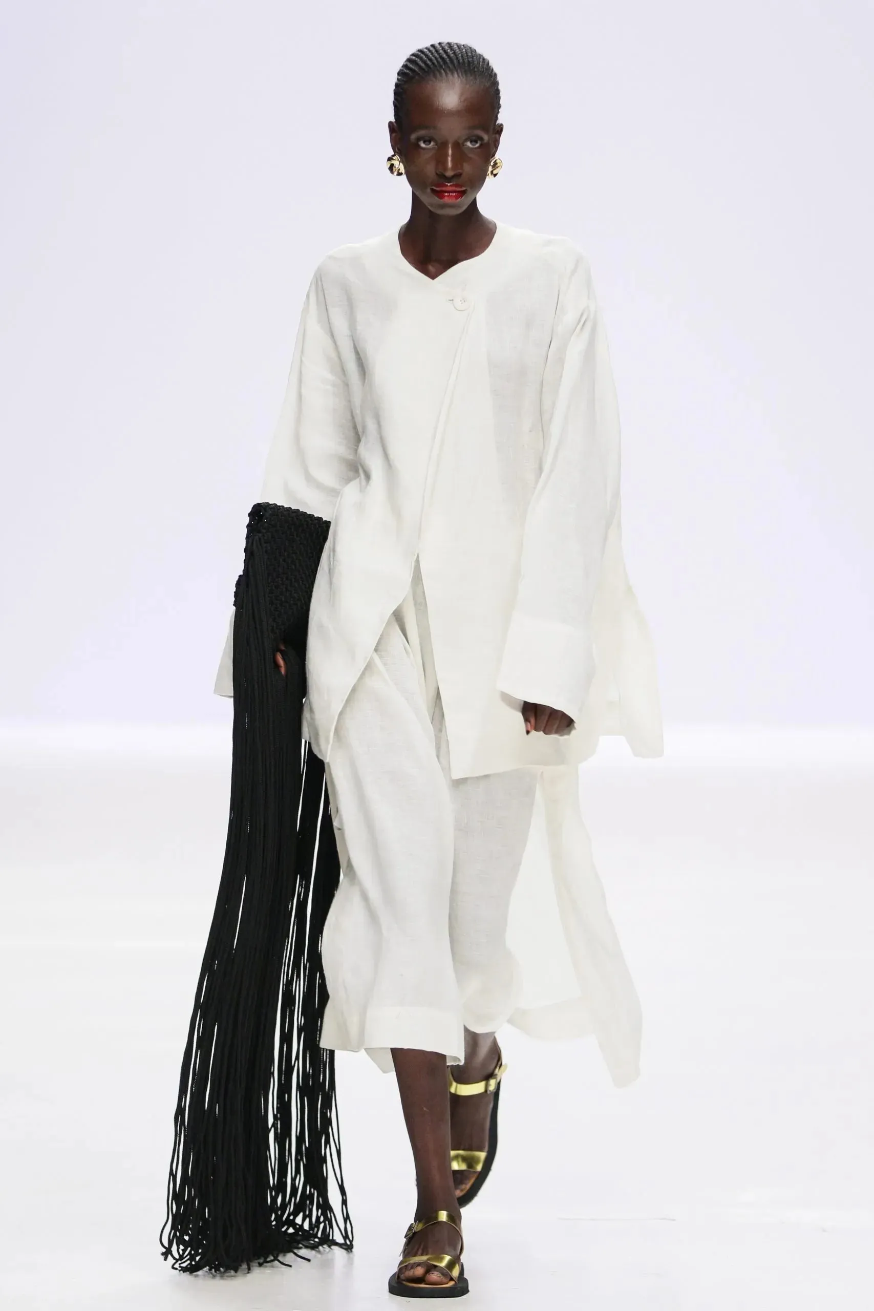 Abiola Olusola LIGHTWEIGHT OVERSIZED LINEN MOKO SHIRT