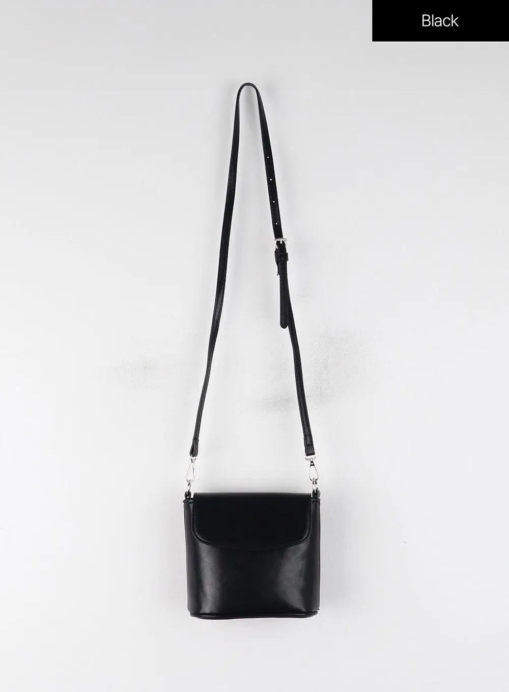 Faux Leather Crossbody Bag OJ405