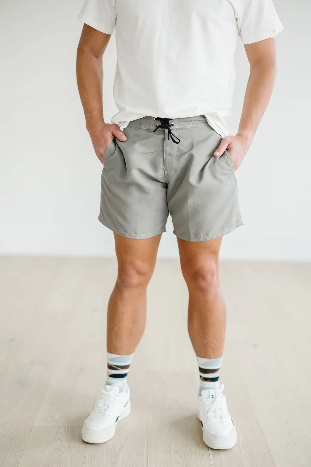 Fehrnvi Men's Hybrid Short in Stone